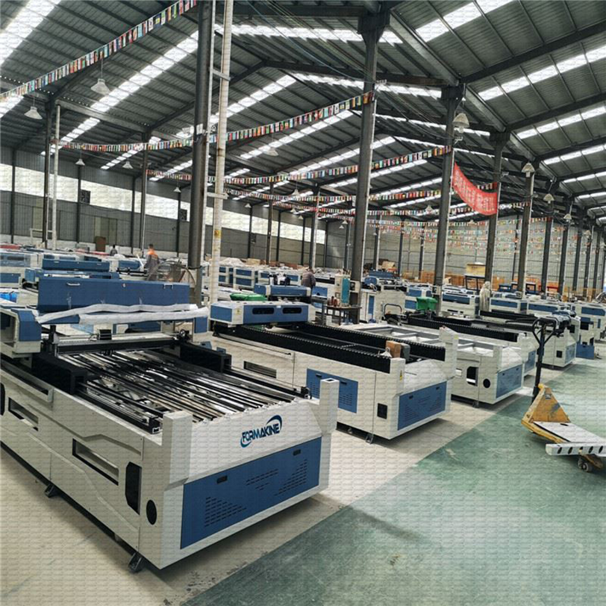 500W Fiber Laser Cutting Machine