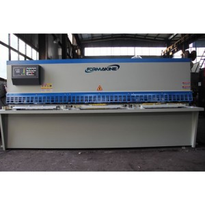 Automatic CNC Guillotine Shearing Machine