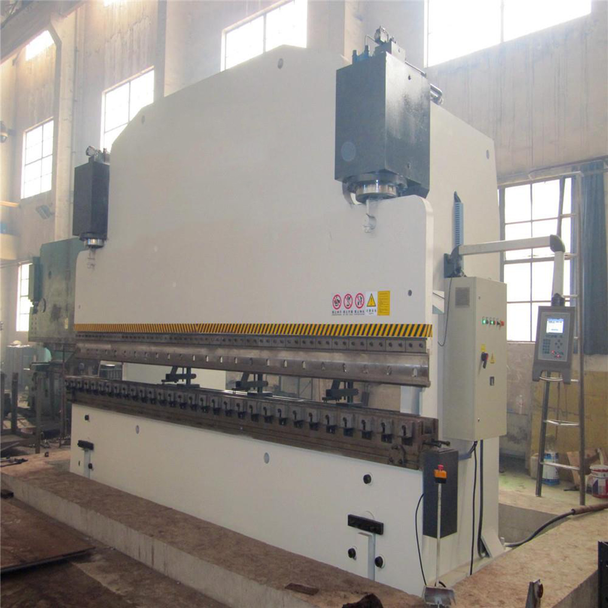 Hydraulic CNC Press Brake