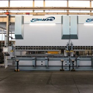 Máquina dobladora en tándem CNC grande