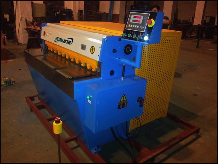 Mechanical Under Crank Shearing Machine