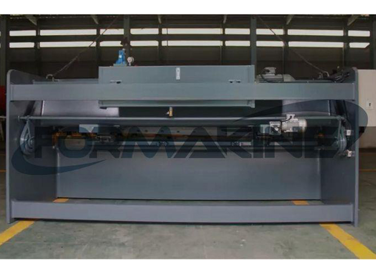 Semi Automatic CNC Shearing Machine